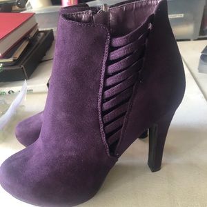 NEW SZ 9W Lane Bryant Heeled Purple Boots